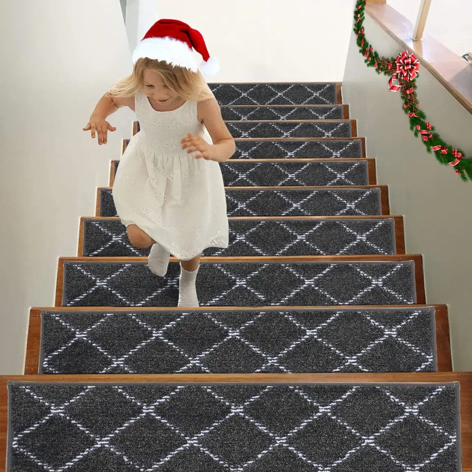 Checkerboard Modern Carpet on Stairs Set
